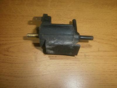 Клапан (Электромагнитный (соленоидный) клапан) Mazda  626, 1991.08- 1997.04