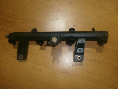 Fuel injector rail (injectors)(Fuel distributor) Citroen  Xsara Picasso, I 1999.12 - 2004.05